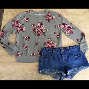 The Frayed Jean Shorts Mix & Match Outfit🌸